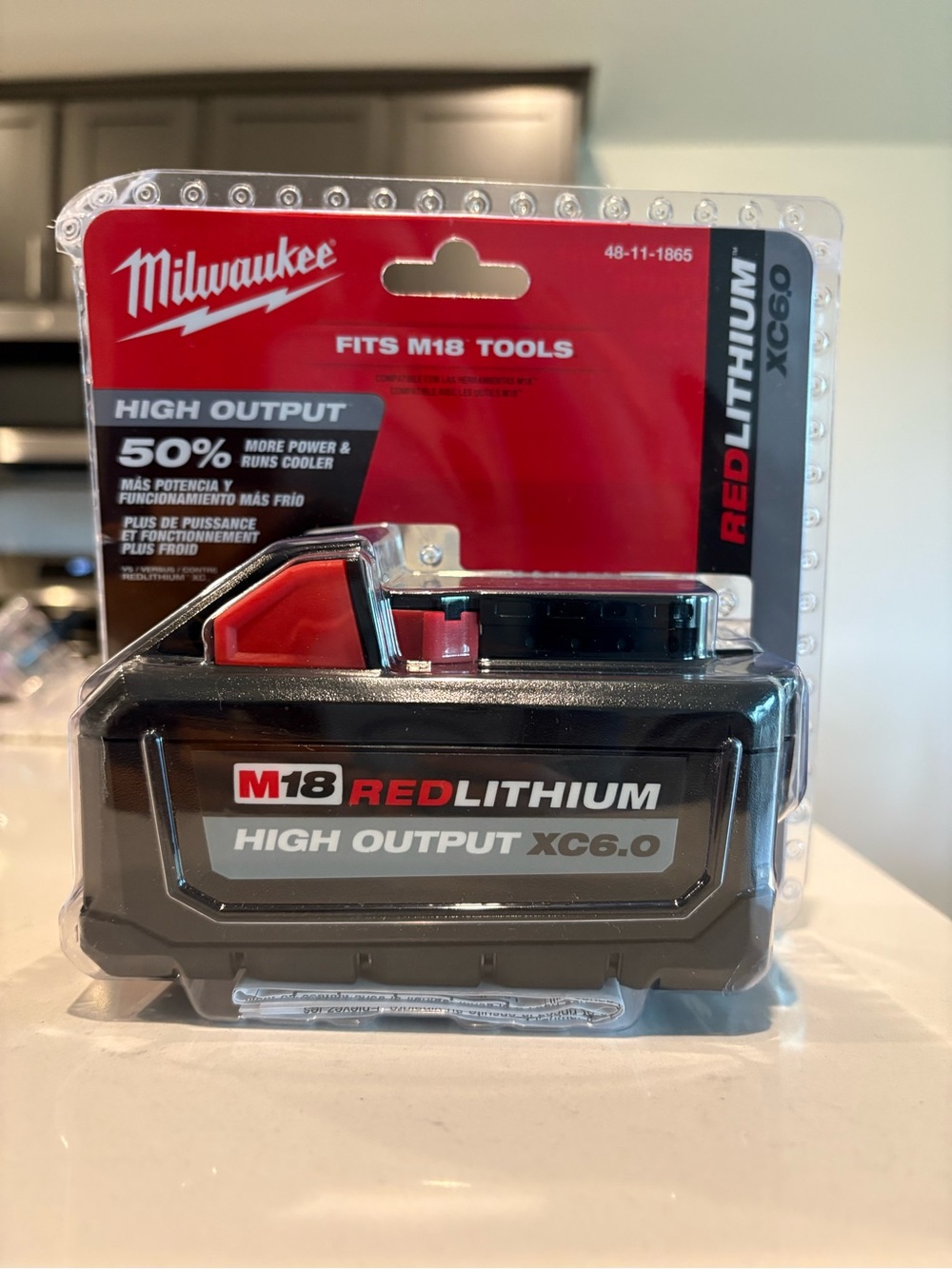 Milwaukee M18 REDLITHIUM High Output XC6.0 Battery Pack - Black/Red